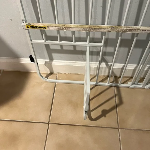 Gate - Picture 2 of 3